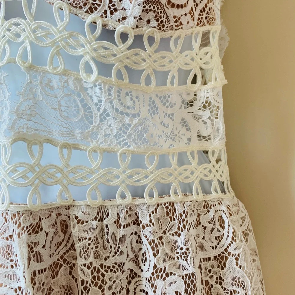 [Moving Sale] For Love&Lemons Lace Pattern Sleeveless Mini Dress - Picture 4 of 7
